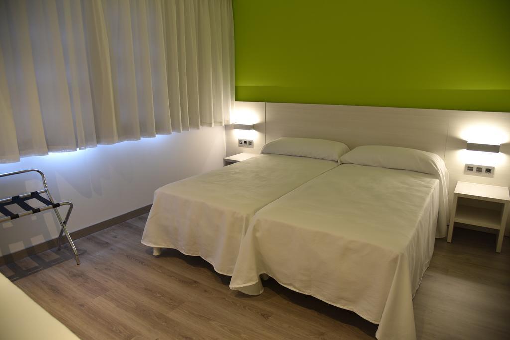 Hotel Julimar Lloret de Mar Dış mekan fotoğraf
